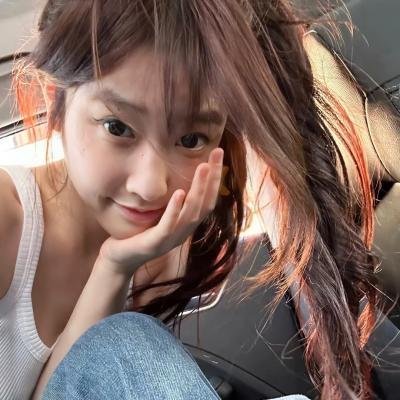 我被双胞胎美女抢着结婚